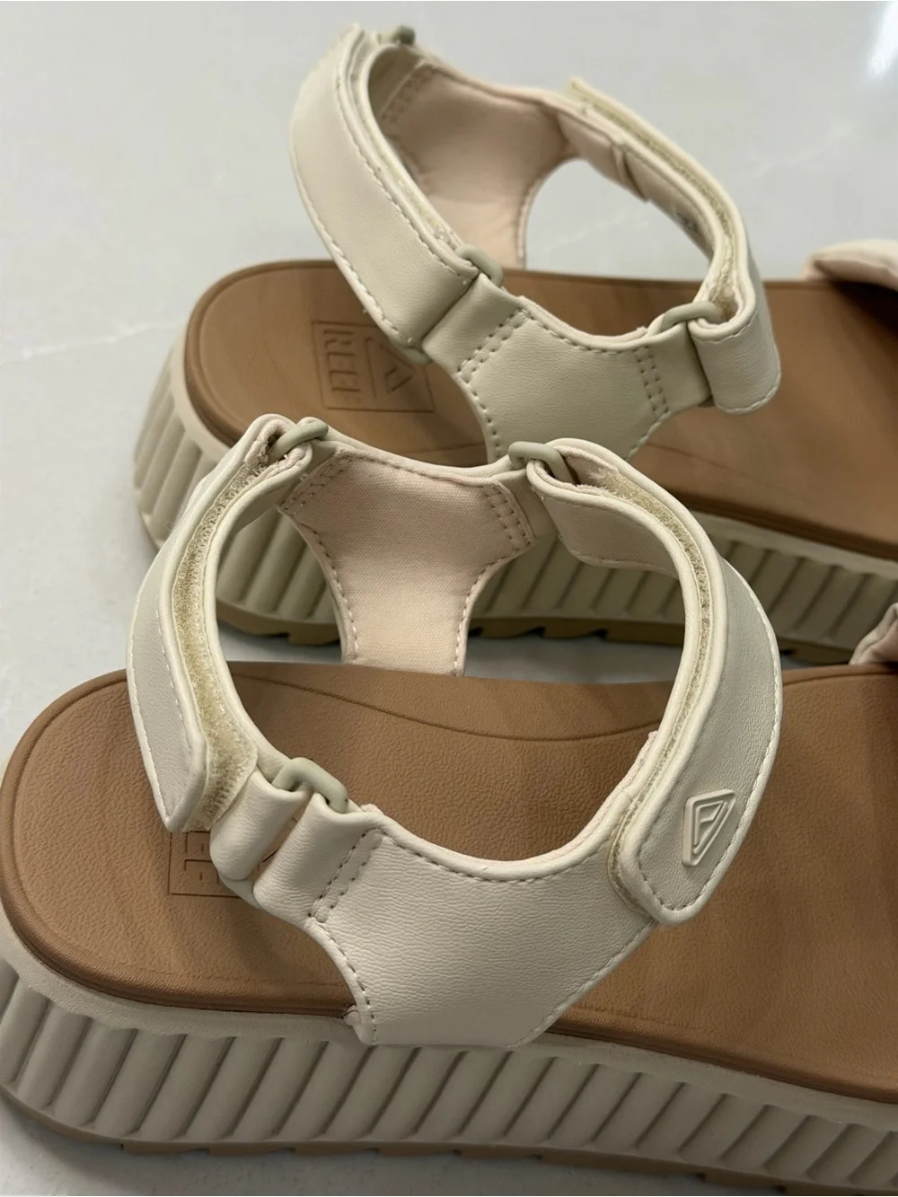 REEF Vista Higher Raya Platform Sandals Vintage Sand Cream Chunky Summer 9